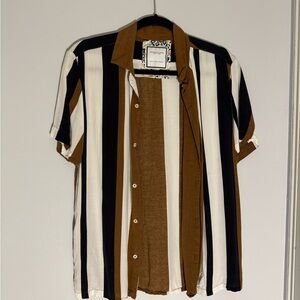 Denim & Flower Black and White Casual Button Down Shirt